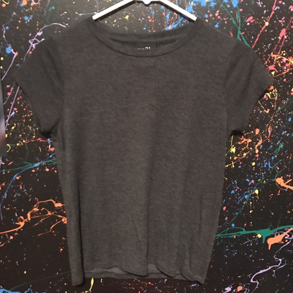 Cute plain gray tshirt